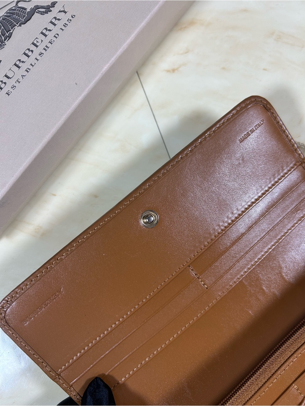 Burberry Wallet - Picture 12 of 16